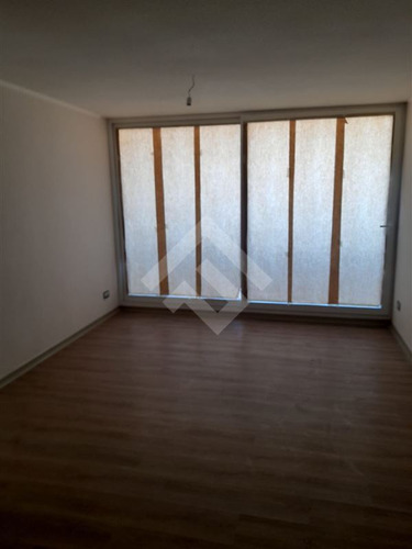 Departamento En Venta De 2 Dorm. En Maipú