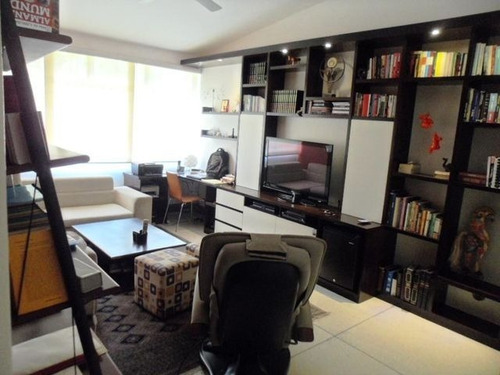 Imagen 7 de 10 de Casa En Venta Urb. Prados Del Este # 21-16700