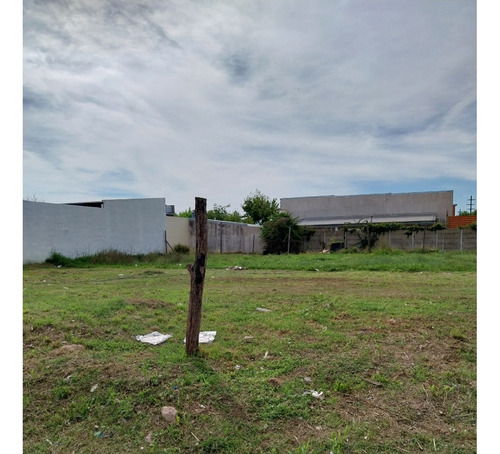 Terreno En Esquina, En Romulo Noya Y Pividal Dueño Directo.