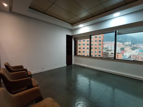 Oficina En Arriendo En Quinta Camacho. Cod A1002245