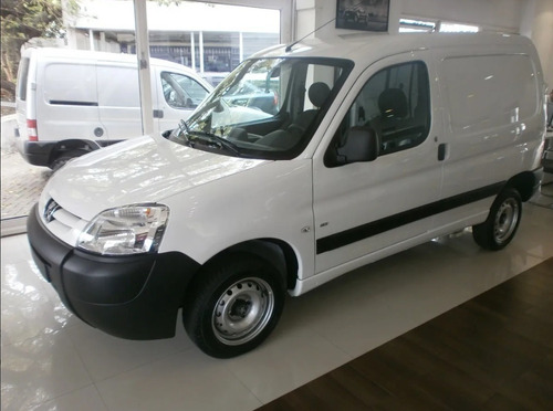 Imagen 1 de 22 de Peugeot Partner Confort 1.6 Hdi 2023 Furgón O 5 Plazas 1-