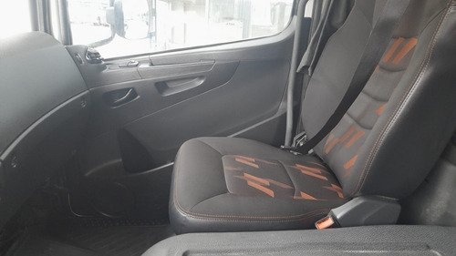 Mbenz Atego 3030 8x2 Cab Est Chassi 2019/2020