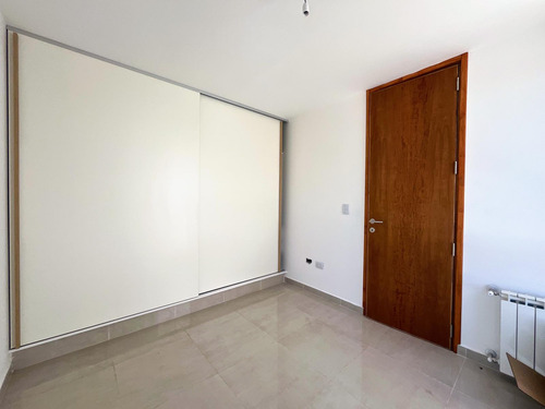 Lomas De Manantiales Duplex 3 Dormitorios 3 Baños A Estrenar