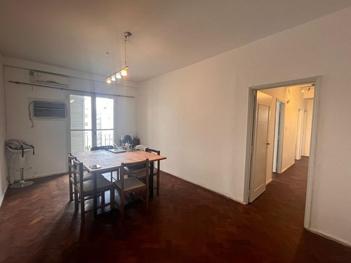 Venta - Departamento De Tres Dormitorios Con Balcón En Centro Río, Rosario