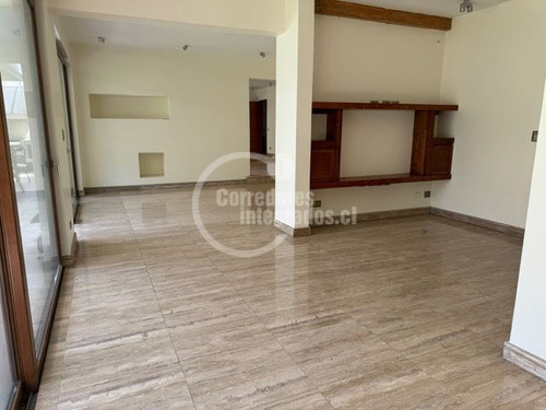 Casa En Venta De 7 Dorm. En Las Condes