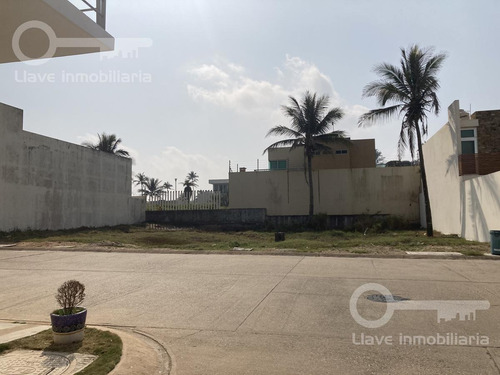 Imagen 1 de 1 de Terreno En Venta, Frac. Real De Palmas, Coatzacoalcos, Ver.