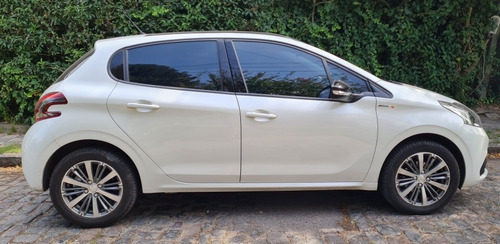 Peugeot 208 1.6 In Concert 2020