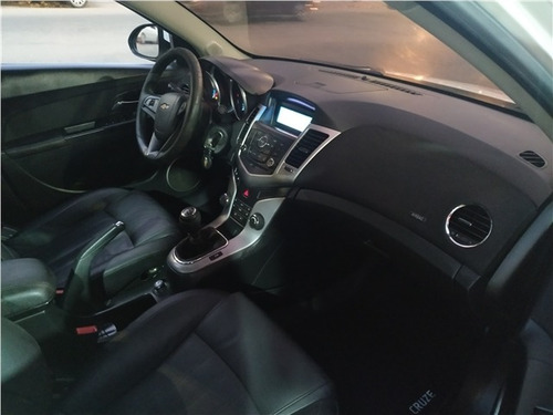 Chevrolet Cruze 1.8 Lt 16v Flex 4p Manual