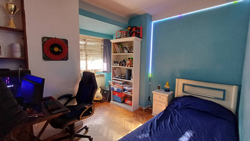 4 Ambientes En Balvanera. Muy Luminoso Y Gran Terraza.