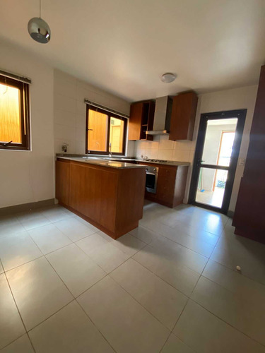Venta De Casa En Alto Macul - La Florida (87661)