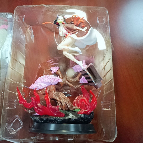 Imagen 7 de 7 de Figura Nezuko Kamado - Demon Slayer (kimetsu No Yaiba) 32cm
