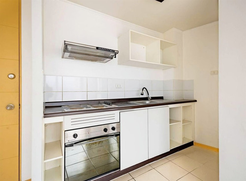 Departamento En Venta De 2 Dorm. En Santiago