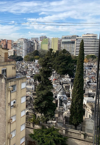 Imagen 7 de 17 de Departamento 3 Ambientes En Recoleta - Lleno De Luz Y Sol Con Cochera - A Reciclar!