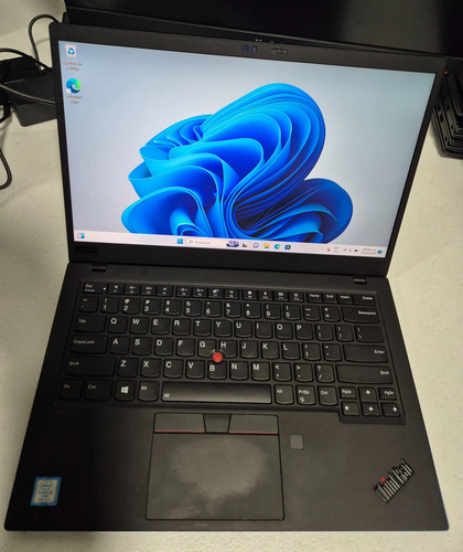 Laptop Lenovo Thinkpad X1 Carbon Gen7 I5 16gb Ram 256gb Ssd Negro (Usado)