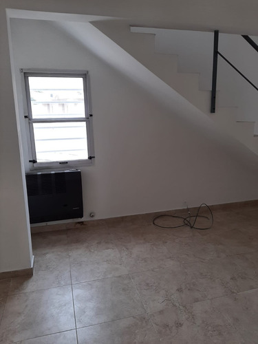 Imagen 4 de 14 de Venta De Duplex En Condominio Ref 1257
