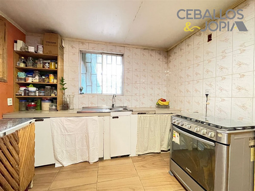 Casa En Venta De 4 Dorm. En Villa Alemana