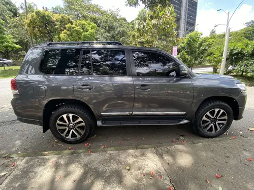 Toyota Land Cruiser 200 4.5 Imperial Diésel At 4x4 2013