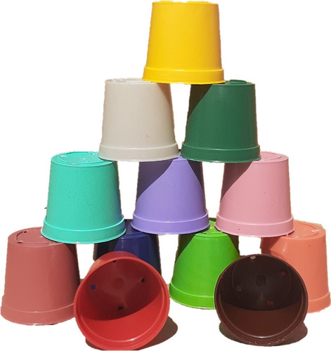 Imagen 1 de 2 de 50 Maceta Plastica Nro 6 Ideal Cactus - Surtido De Colores