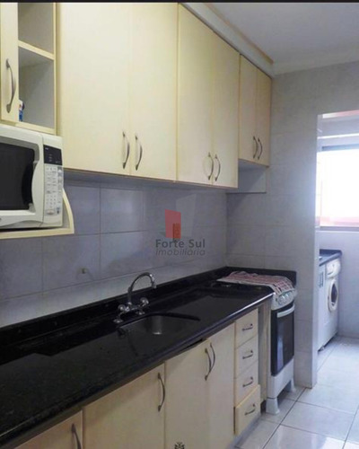 Imagem 5 de 14 de Excelente Apartamento Pé Na Areia Em Meia Praia/itapema-sc!!! - Av443 - 68726770