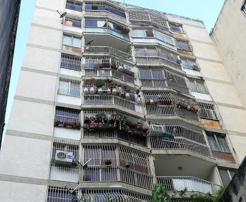Venta Apartamento Av. Barald Precio Oportunidad 2h 1b 0pe Esperamos Tu Llamada