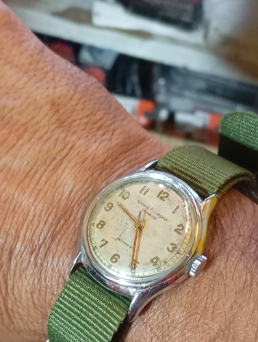 Reloj Girad Perregaux ,militar Año 40 Verde Blanco Blanco (Usado)