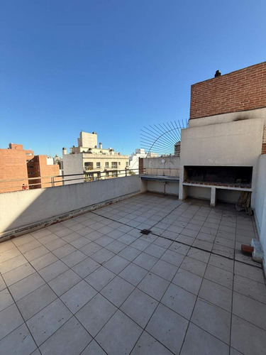 Se Vende Excelente Dpto De Un Dormitorio Y Dos Baños Estilo Duplex!!!!