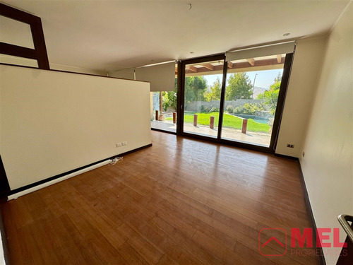 Casa En Arriendo De 4 Dorm. Mas Serv En Chamisero Colina