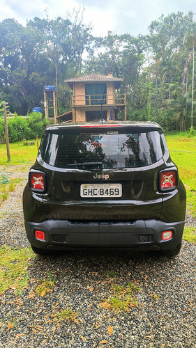 Jeep Renegade 1.8 Flex Aut. 5p