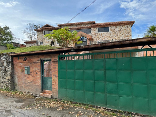 En Venta Espectacular Casa En Urb Privada San Diego De Los Altos In. Ma. Fda