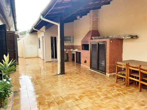 Alugo Casa No Indaiá A 250m Da Praia - (iptu Incluso)