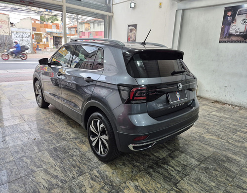 Volkswagen T-Cross 1.4 250 TSI TOTAL FLEX HIGHLINE AUTOMÁTICO