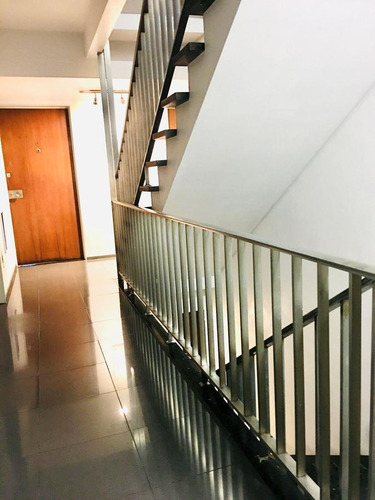 Imagen 9 de 14 de Oficina En Retiro De 30 M2 En Edificio De Categoria