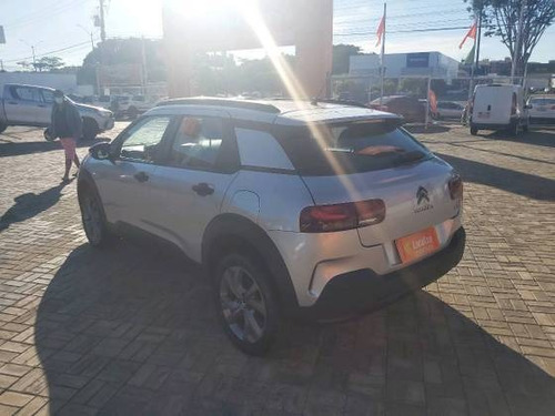 Imagem 6 de 9 de Citroën C4 Cactus 1.6 Vti 120 Flex Feel Eat6