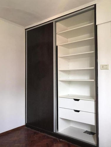 Imagen 8 de 10 de Venta Departamento De Pasillo Dos Dormitorios Abasto