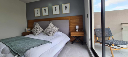 Espectacular Residencia $3,3,00,000 Ubicado En Pachuca