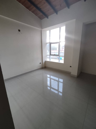 Imagen 7 de 14 de Pieranyela Rodriguez Vende Townhouse En San Diego, Conjunto Residencial Villa La Fontana C-4543