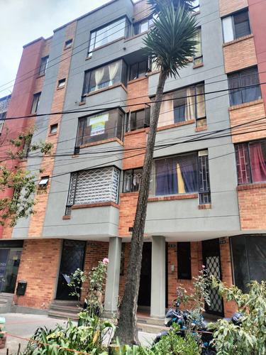 Apartamento En Arriendo En Bogotá Gustavo Restrepo. Cod 112095