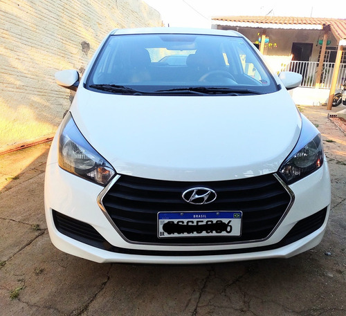 Imagem 2 de 12 de Hyundai Hb20 2017 1.0 Comfort Flex 5p