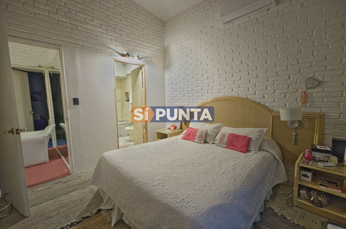 Imagen 17 de 25 de Casa Con Piscina Y Parrillero En Alquiler