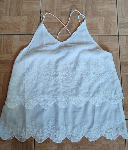 Musculosa De Gasa Bordada Talle M Marca Basement