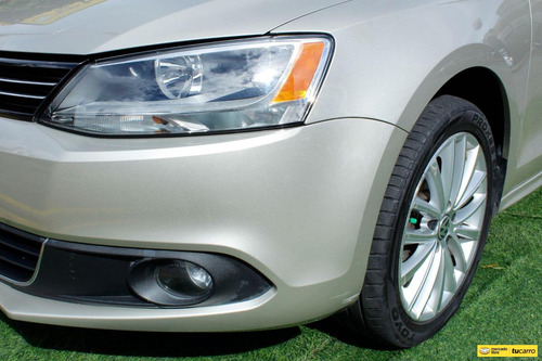 Imagen 23 de 25 de Volkswagen 2.5 New Jetta Comfortline