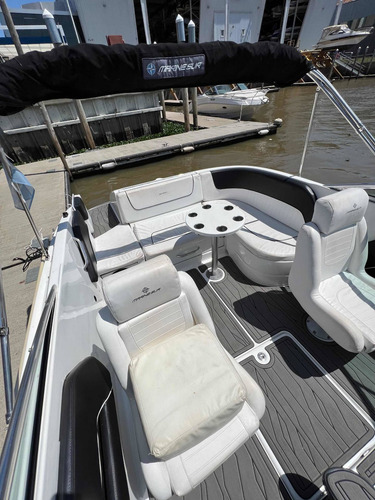 Imagen 3 de 11 de Quicksilver 2400 Año 2015 Con Volvo 270 Hp Y Pata Duoprop