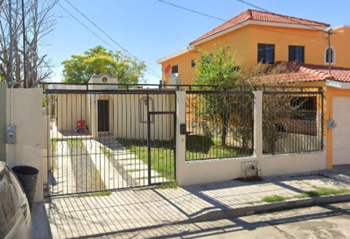 Se Vende Casa De Recuperación Bancaria En Via Lactea, Satelite 87458 Matamoros. Arf