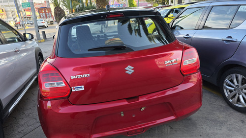 Suzuki Swift Boostergreen Glx 2023 - Transmisión Manual