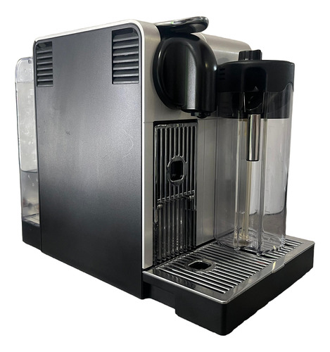 Cafetera Nespresso Lattissima Pro F456 Automática (Reacondicionado)