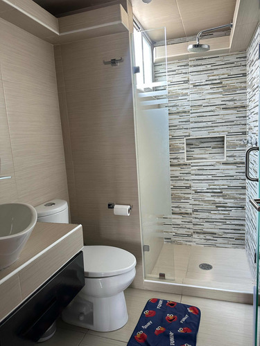 ¡casa En Venta En Condominio A Una Calle De Tollocan Y 5 Minutos De Town Square!
