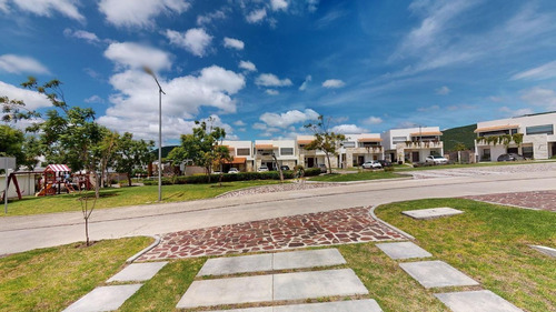 Imagen 22 de 22 de Casa En Condominio En Renta En Altozano, Meteoro 76