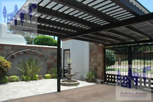 Casa En Venta En Lomas De Azingo, Cuernavaca Morelos.
