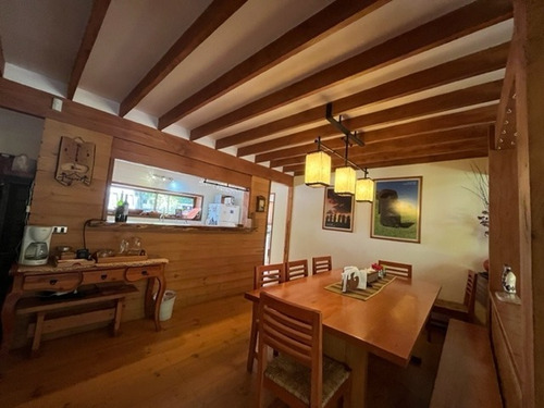 Imagen 12 de 29 de Increíble Casa En Sector Antupiren