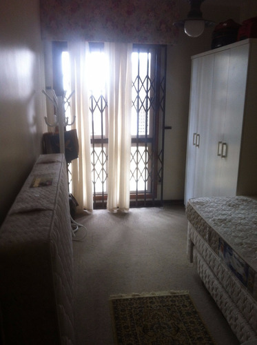 Apartamento De 2 Dormitórios - 4272